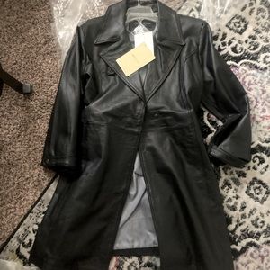 Centigrade 1x black womans coat real leather